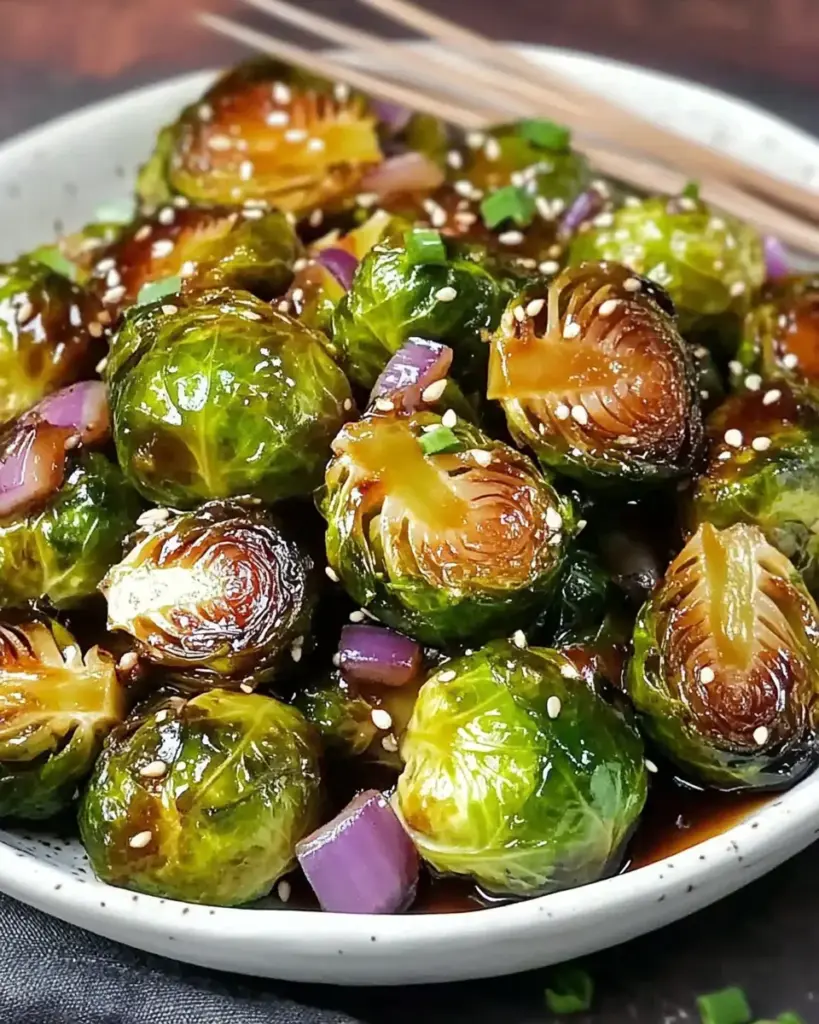 Rosenkohl asiatisch mit Teriyaki Sauce: Ofengericht vegetarisch & Low Carb